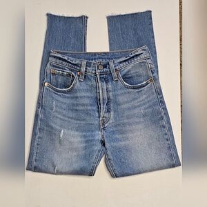 Women's Levi's 501 Button Fly  Distressed Crop Jeans W24 L32